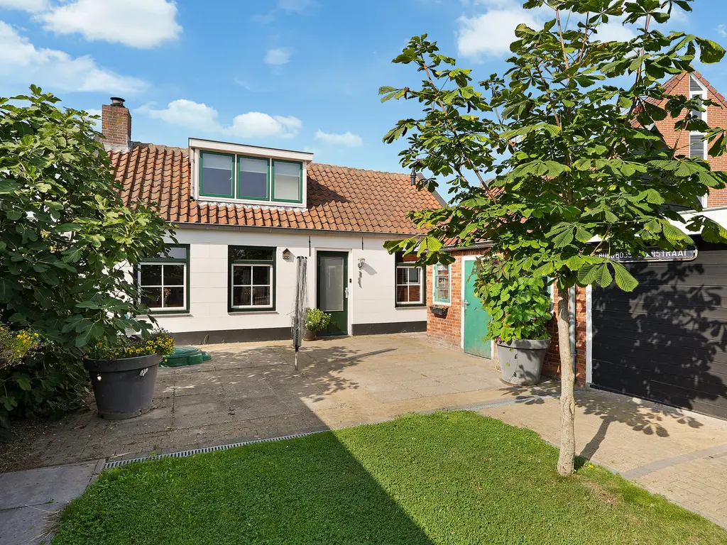 Burgemeester Bosselaarstraat 21, AAGTEKERKE