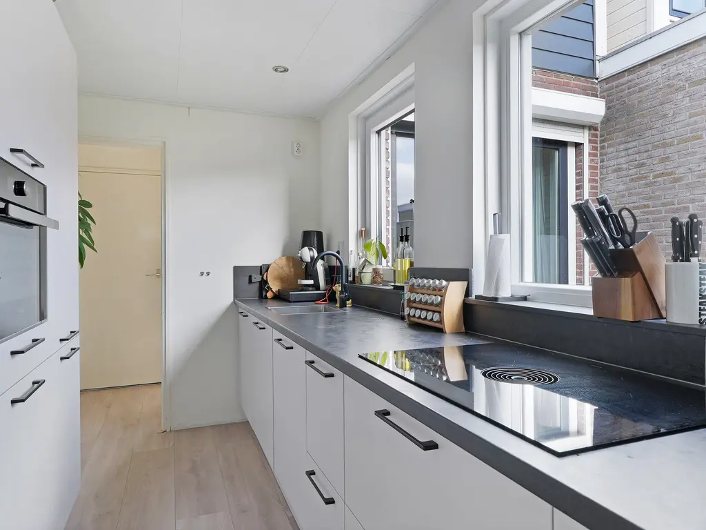 J.I. Sandersestraat 12, OOST-SOUBURG