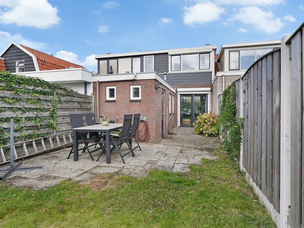 J.I. Sandersestraat 12, OOST-SOUBURG