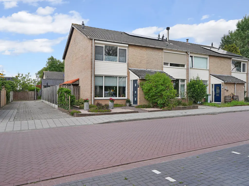 Esdoornstraat 67, OOST-SOUBURG