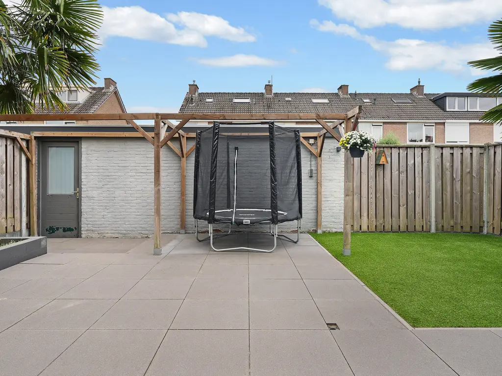 Adriatischezeestraat 18, OOST-SOUBURG