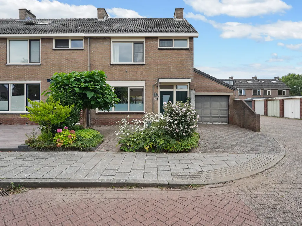 Adriatischezeestraat 18, OOST-SOUBURG