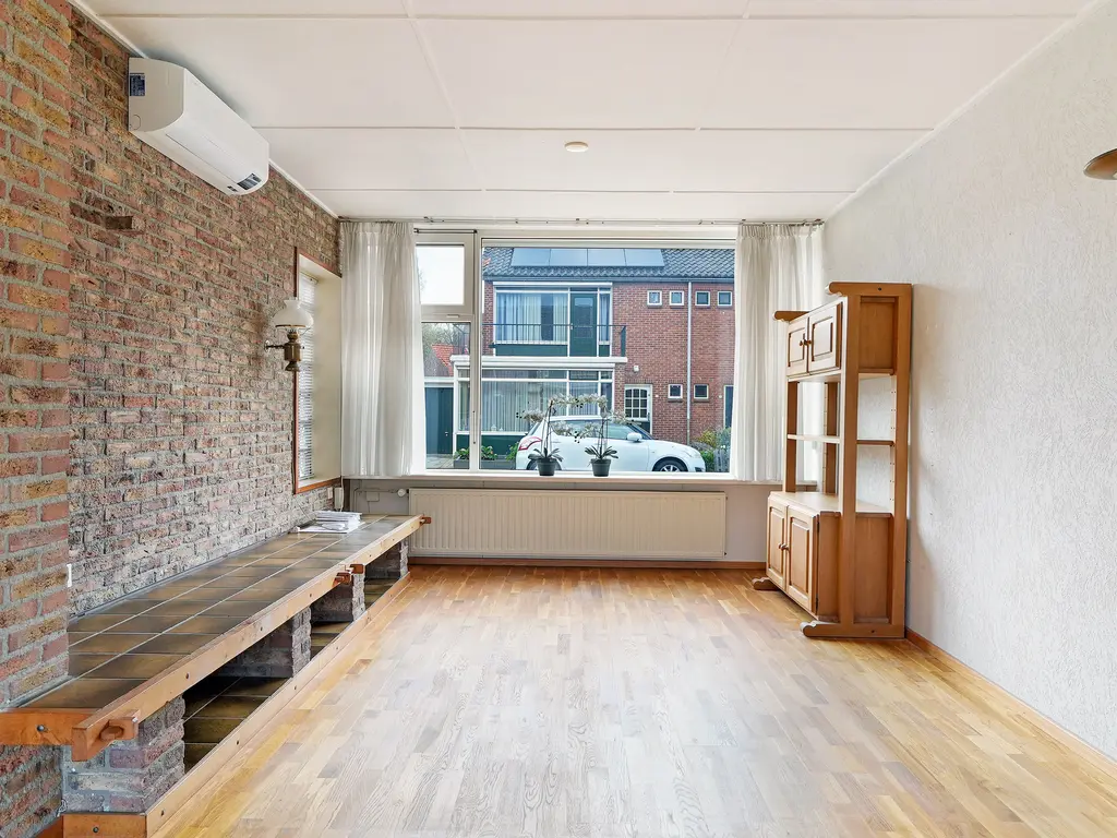 Cornelis van Perestraat 13, OOST-SOUBURG