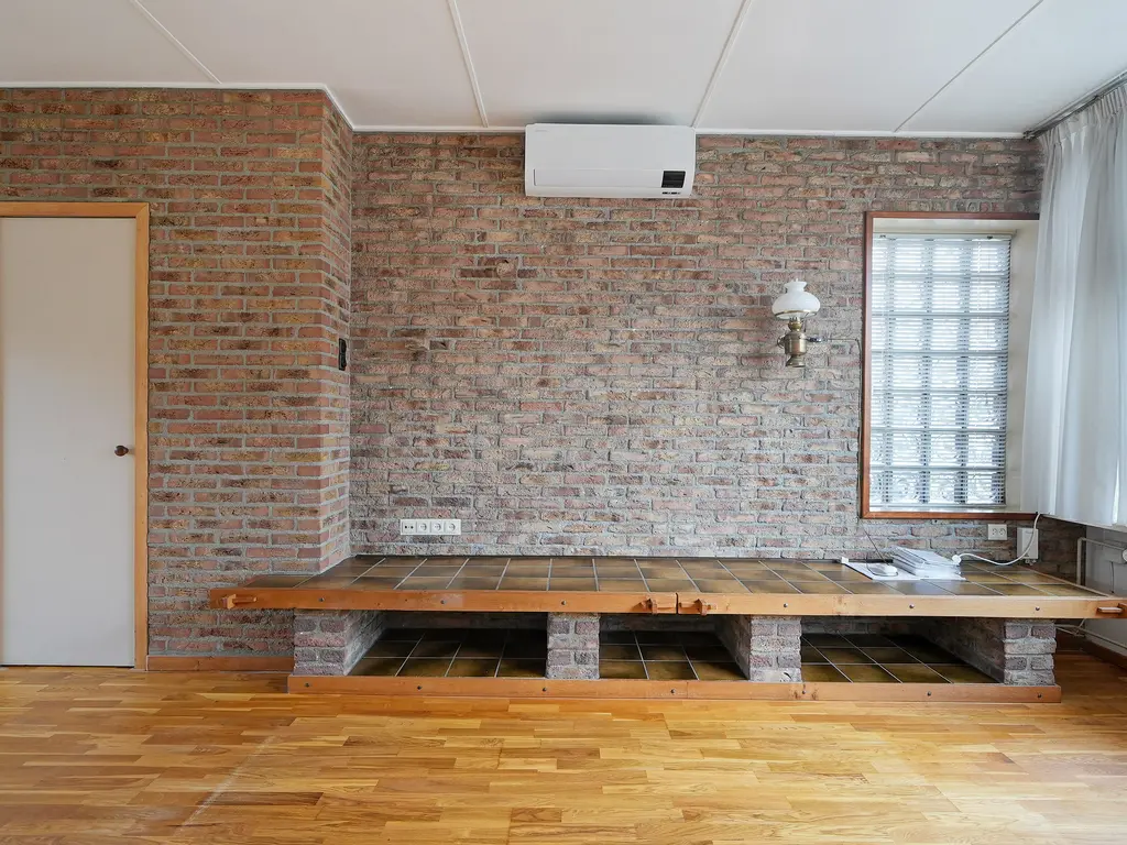 Cornelis van Perestraat 13, OOST-SOUBURG