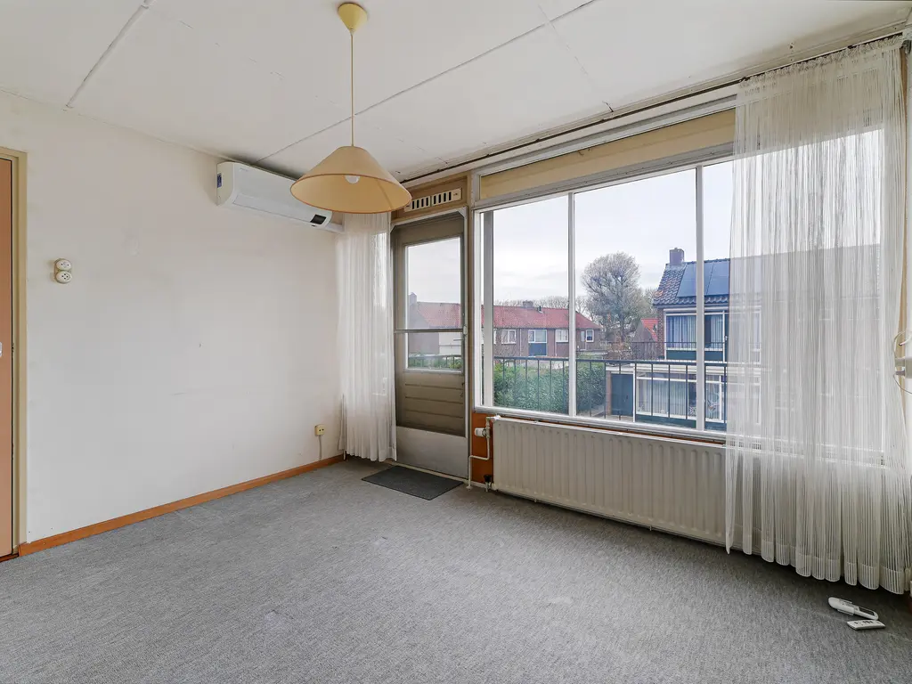 Cornelis van Perestraat 13, OOST-SOUBURG