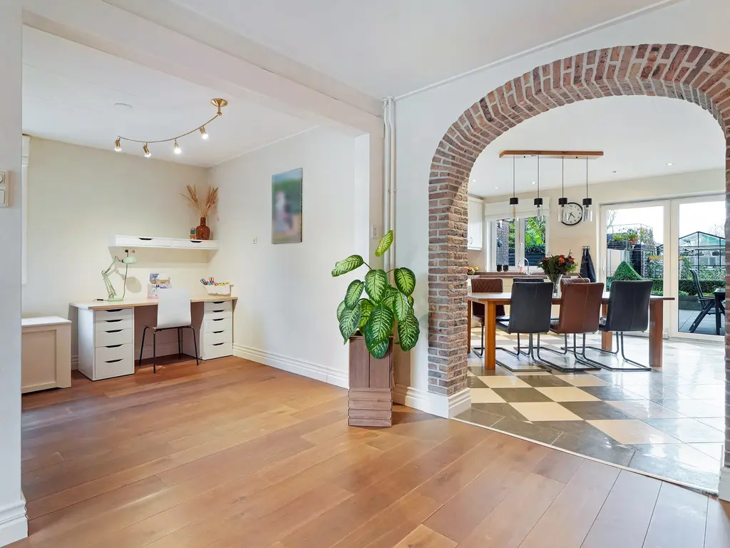 Ooststraat 10, AAGTEKERKE