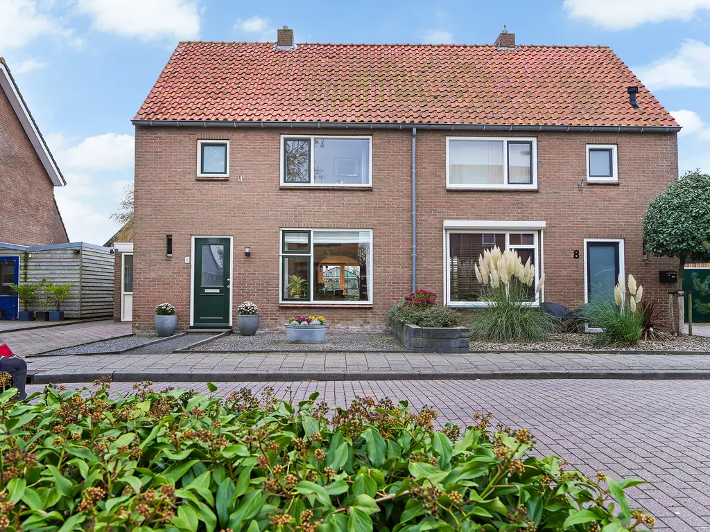 Ooststraat 10, AAGTEKERKE