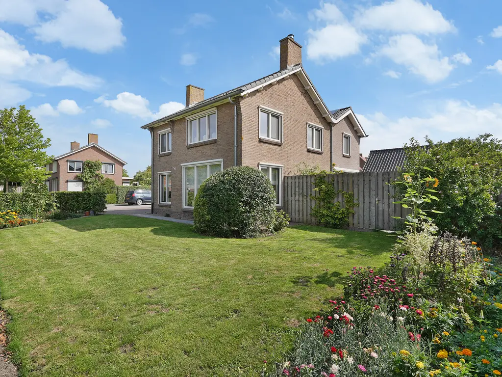 Ooststraat 2, AAGTEKERKE