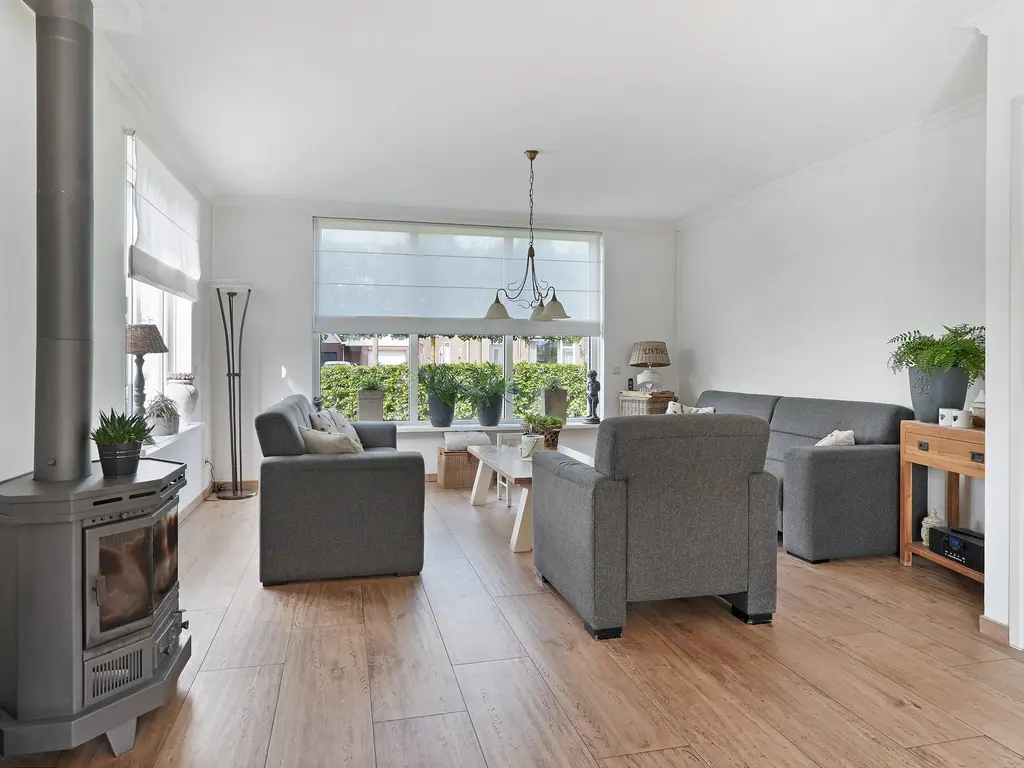 Ooststraat 2, AAGTEKERKE