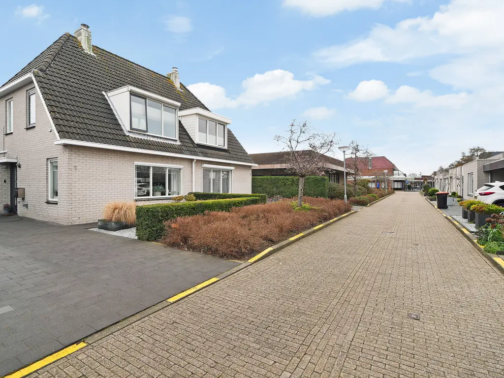 Pastoor van der Aalaan 3, VLISSINGEN