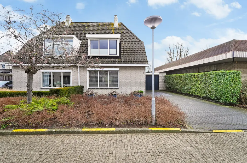 Pastoor van der Aalaan 3