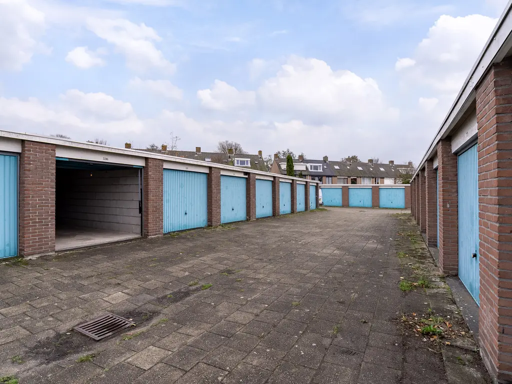 Garage Willem-Alexanderstraat , OOST-SOUBURG