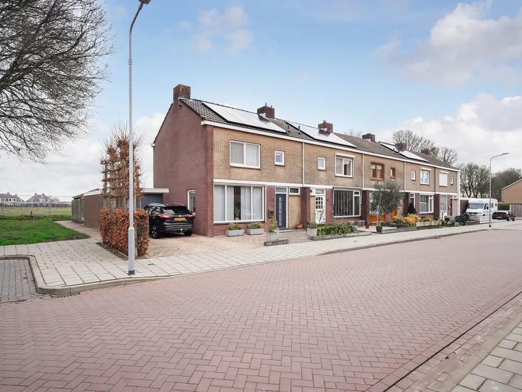 Esdoornstraat 56, Oost-Souburg