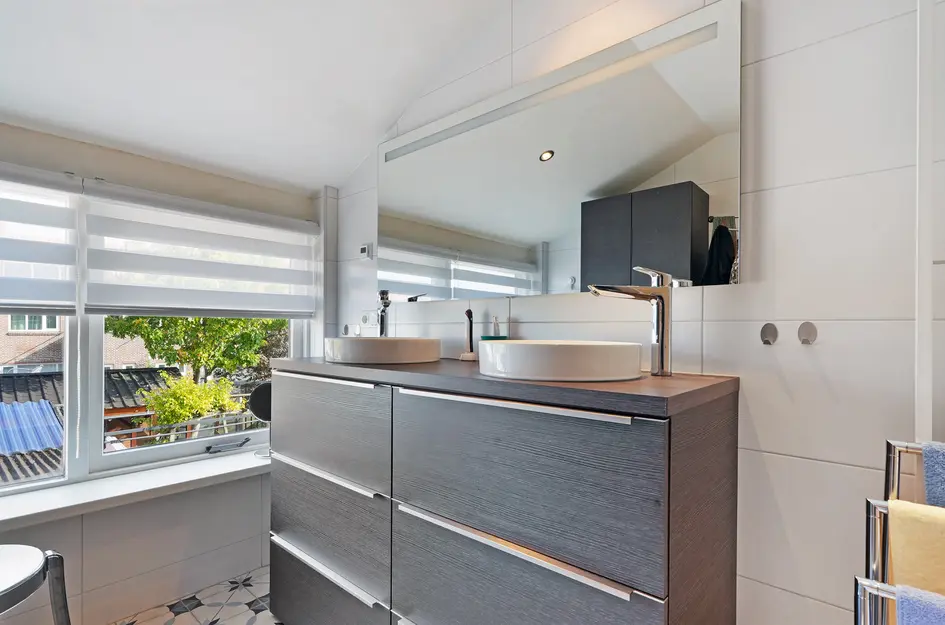 Prins Bernhardstraat 25