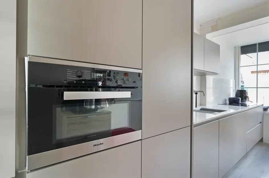 Prins Bernhardstraat 25