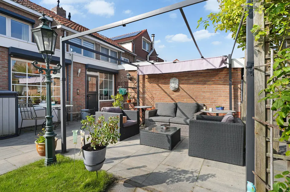 Prins Bernhardstraat 25