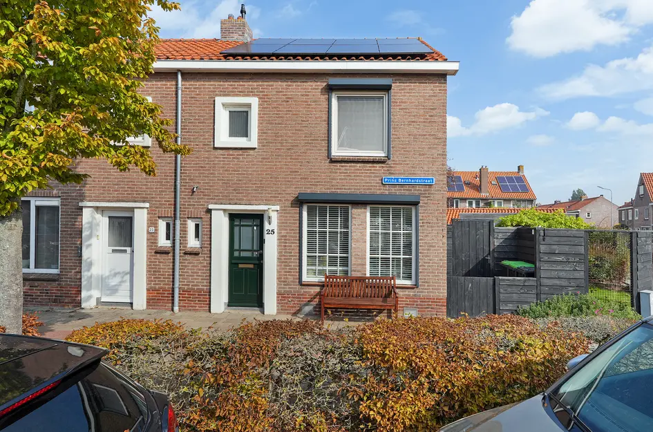 Prins Bernhardstraat 25