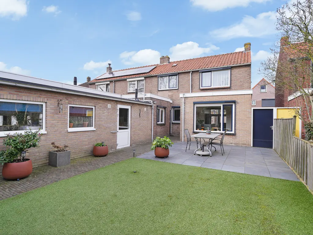 Julianastraat 8, OOST-SOUBURG