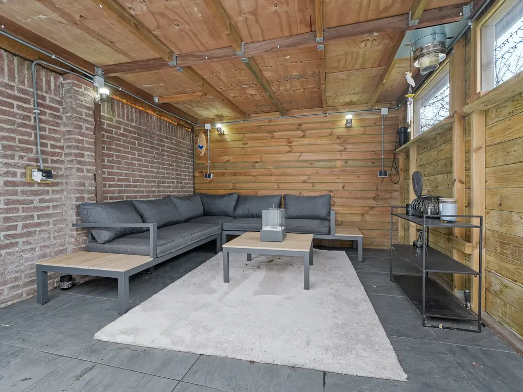 Banjaardstraat 29, LEWEDORP