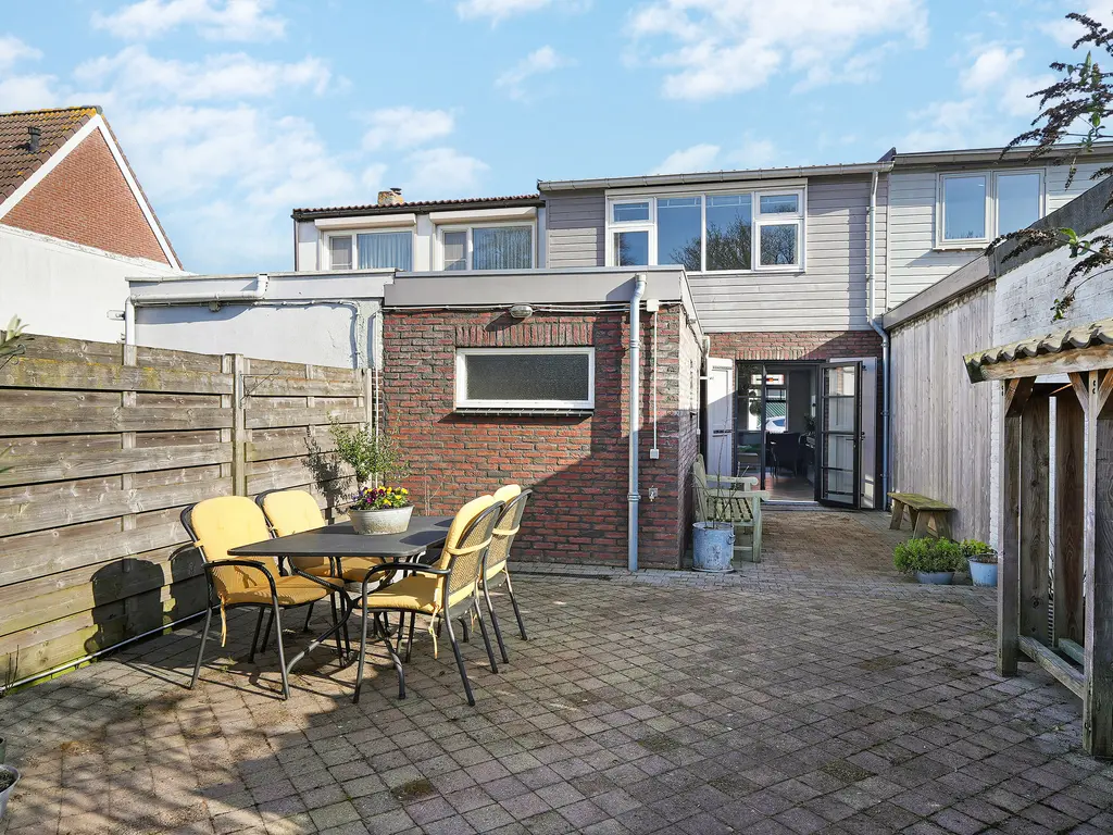 Braamstraat 8, OOST-SOUBURG