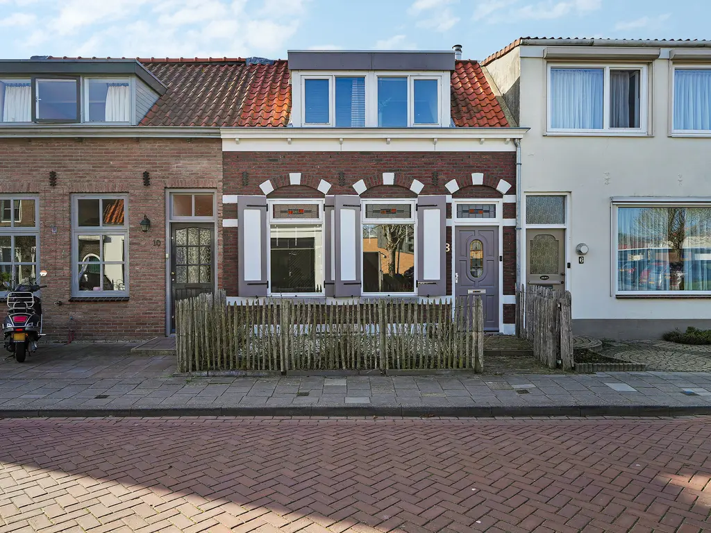 Braamstraat 8, OOST-SOUBURG