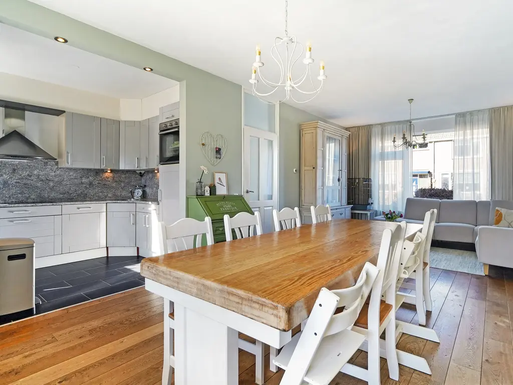 Zuiderzeestraat 37, OOST-SOUBURG