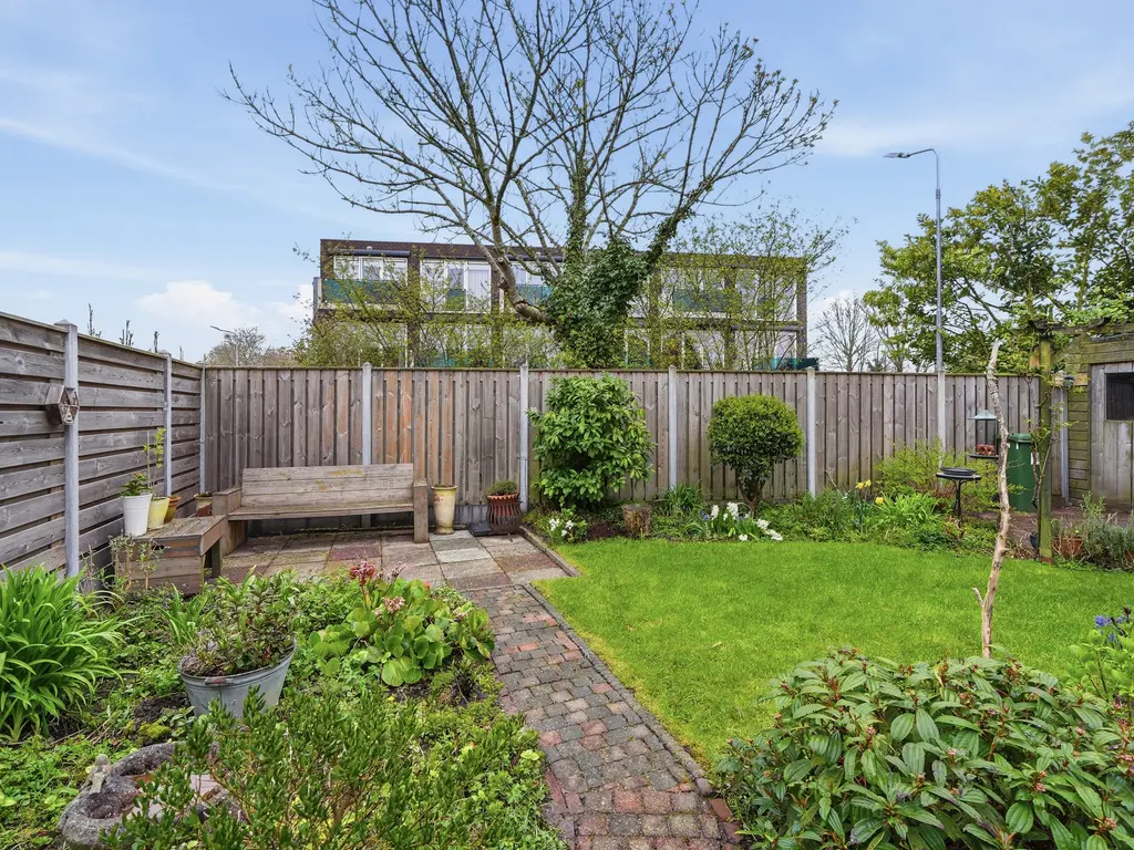 Bereklauwerf 1, ARNEMUIDEN