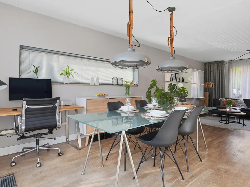 Adriaen van de Vennestraat 2, MIDDELBURG