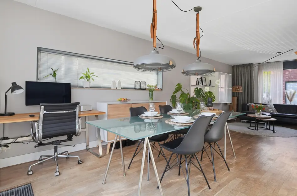 Adriaen van de Vennestraat 2