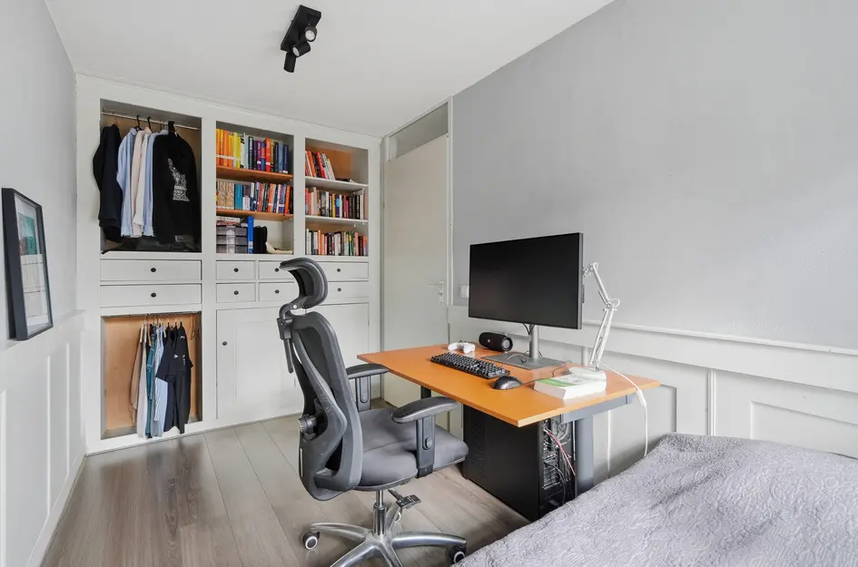 Adriaen van de Vennestraat 2