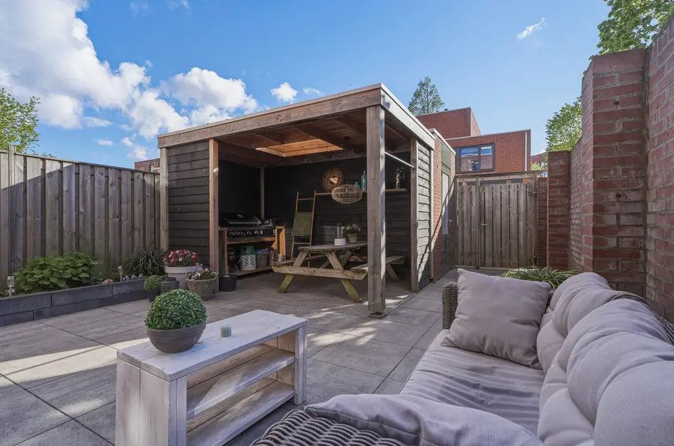 Adriaen van de Vennestraat 2