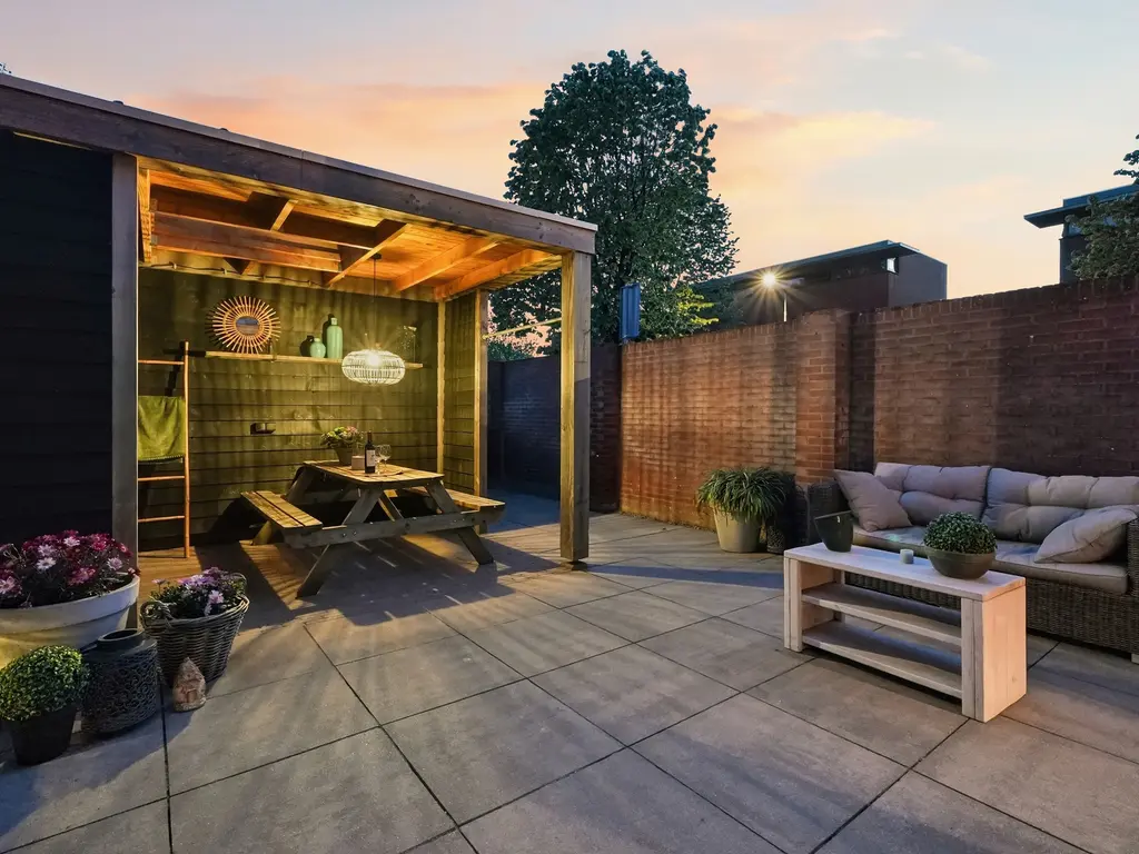 Adriaen van de Vennestraat 2, MIDDELBURG