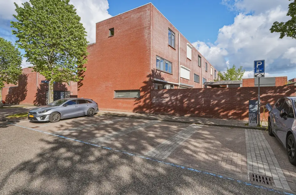 Adriaen van de Vennestraat 2