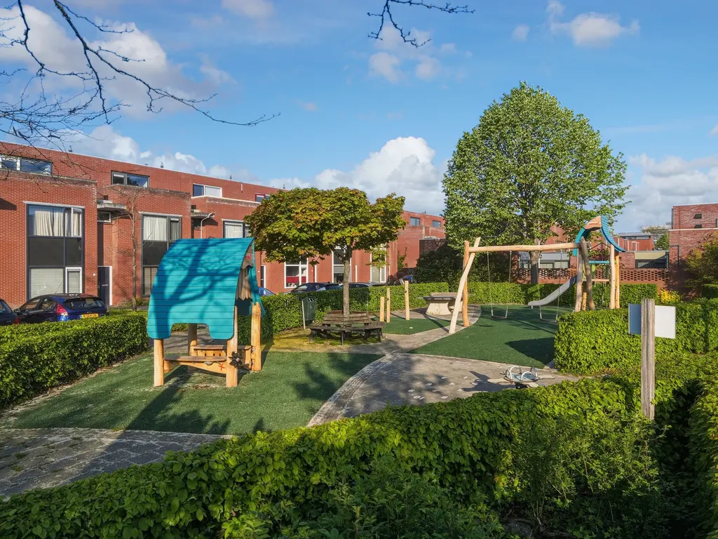 Adriaen van de Vennestraat 2, MIDDELBURG