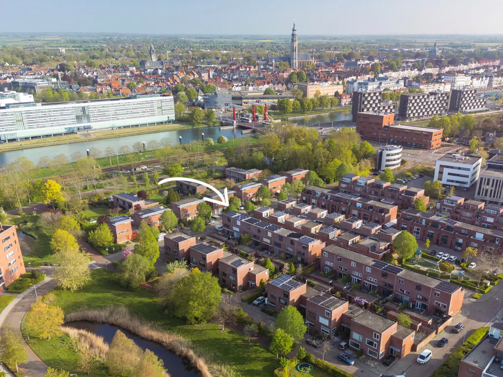 Adriaen van de Vennestraat 2, MIDDELBURG