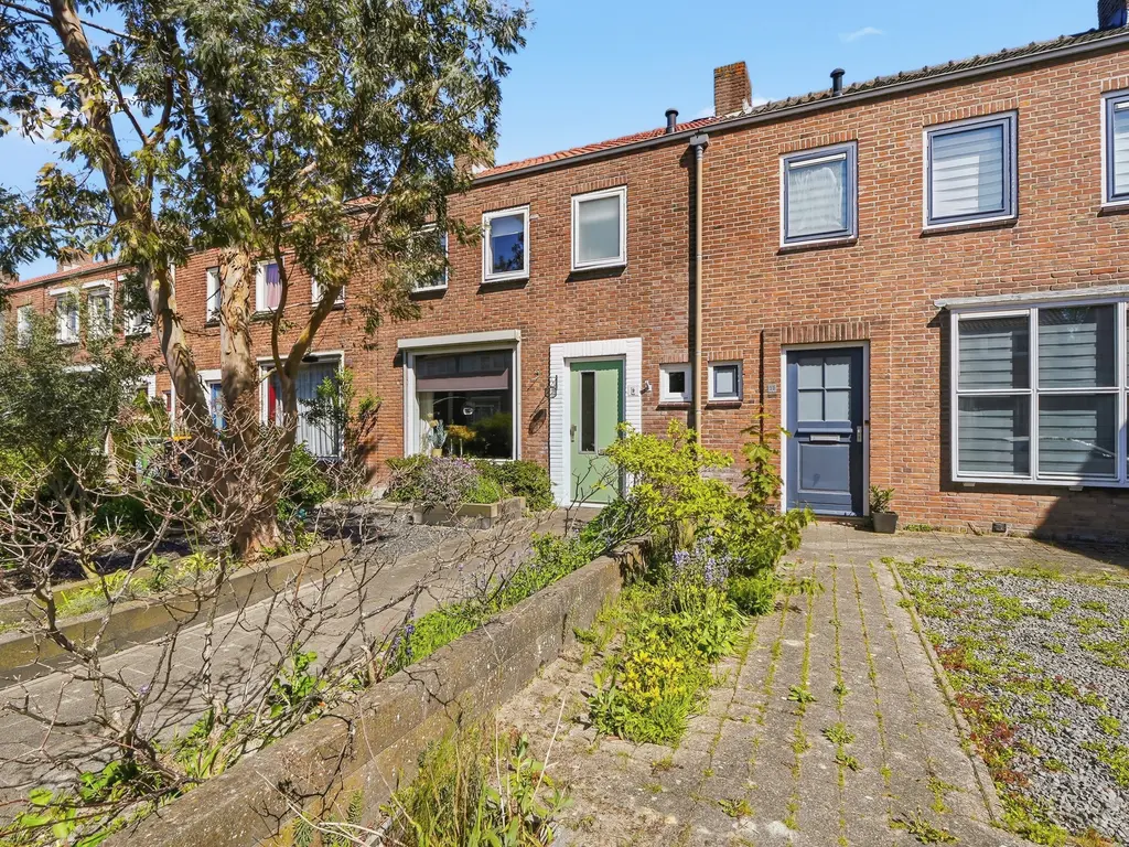 Pieter Louwersestraat 9, OOST-SOUBURG