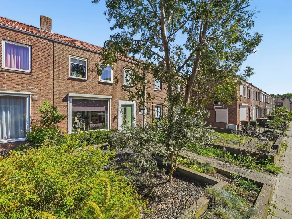 Pieter Louwersestraat 9, OOST-SOUBURG