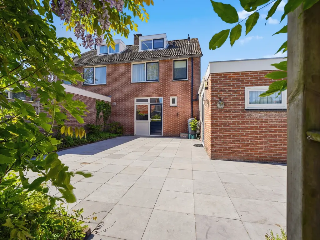 van Bourgondiëlaan 17, VEERE