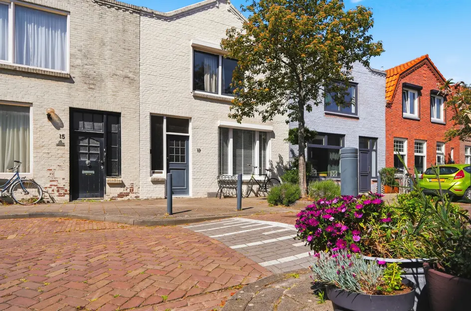 Steenhuisstraat 17