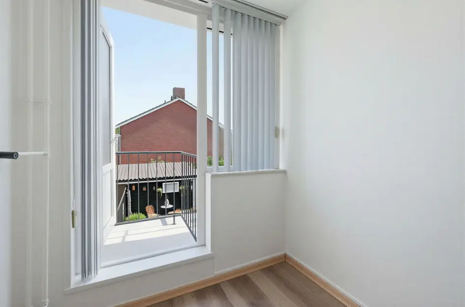 Roerstraat 6