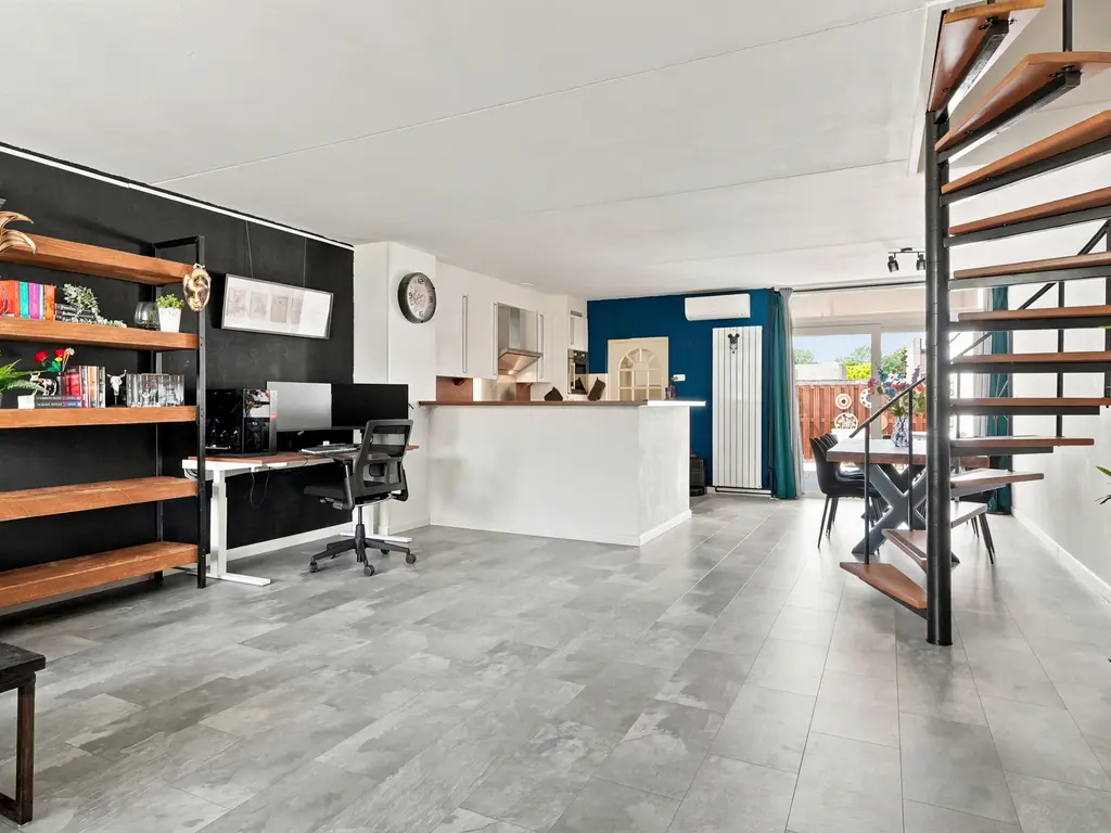 Hunzestraat 9, OOST-SOUBURG