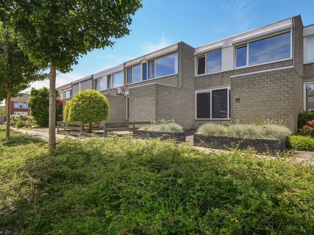 Hunzestraat 9, OOST-SOUBURG