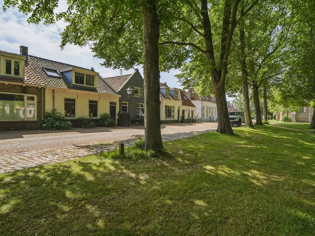 Dorpsplein 15, NISSE