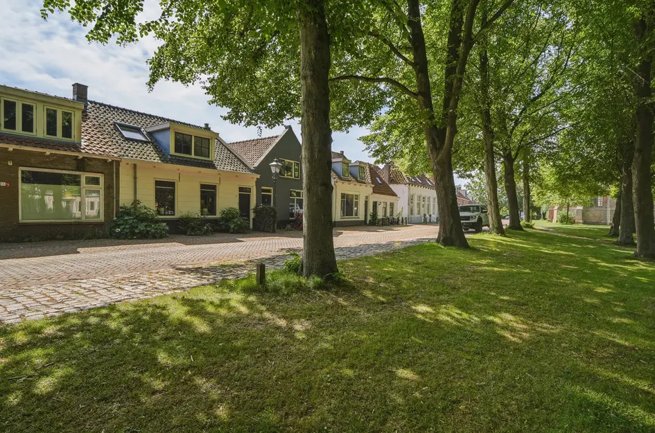 Dorpsplein 15