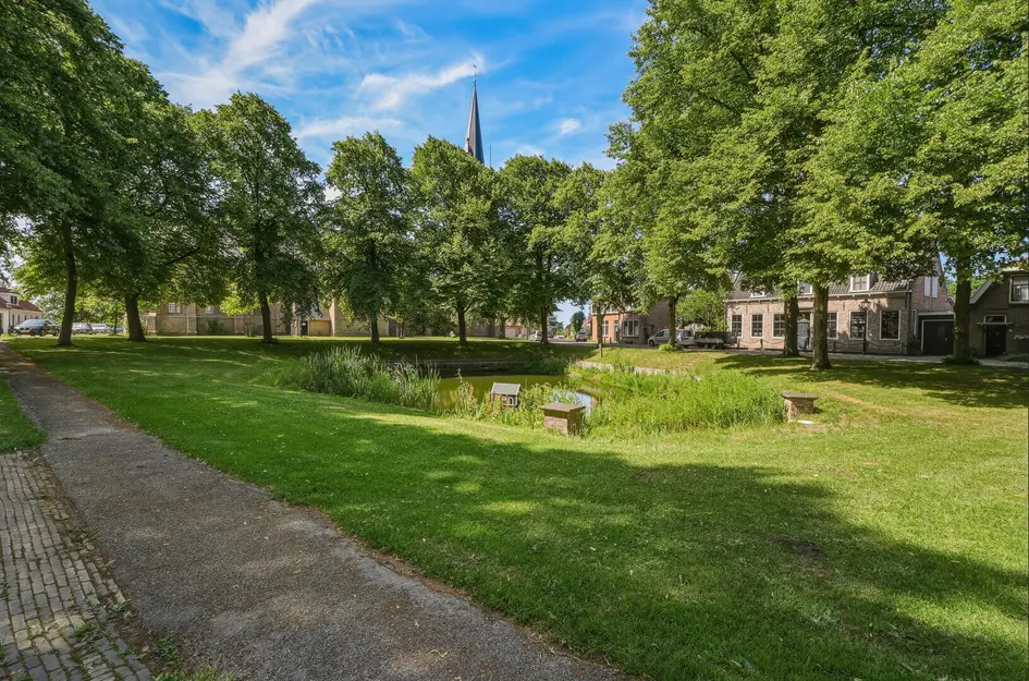 Dorpsplein 15