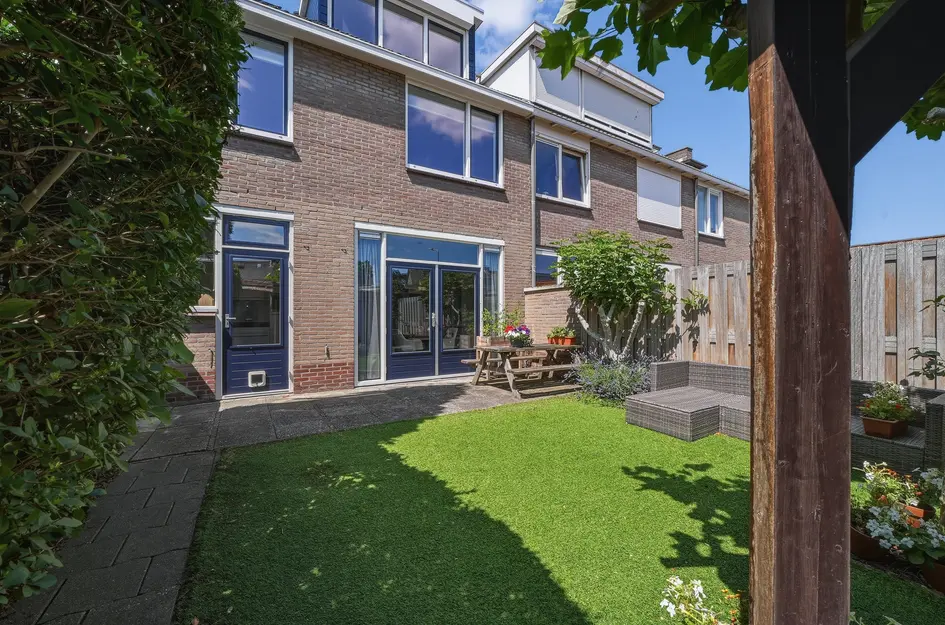Naereboutstraat 10