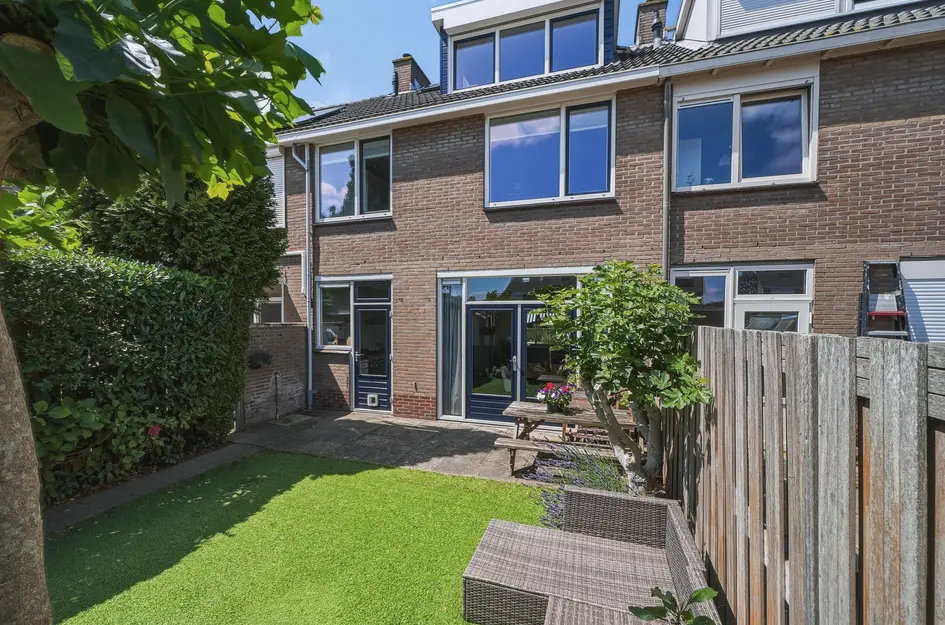 Naereboutstraat 10