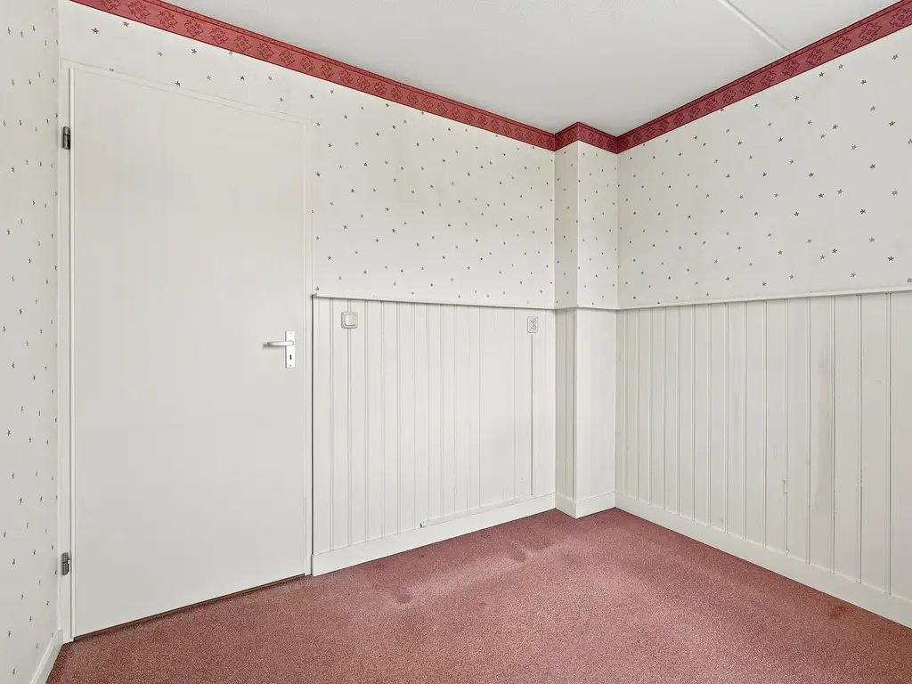 Spreeuwenhof 9, DOMBURG