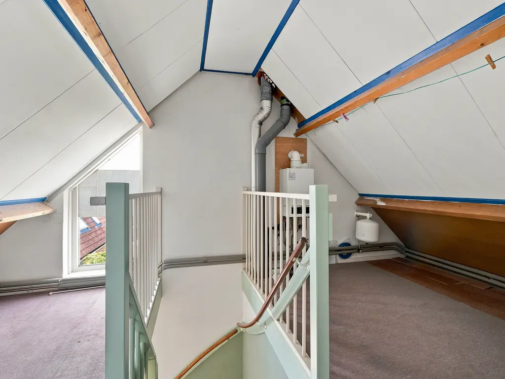 Spreeuwenhof 9, DOMBURG