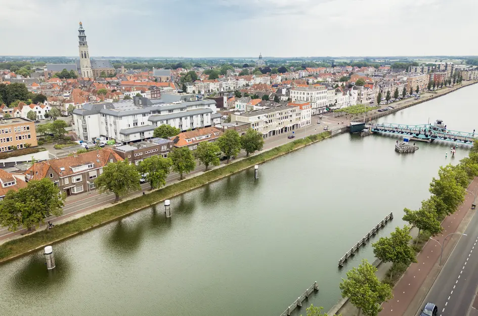 Blauwedijk 19